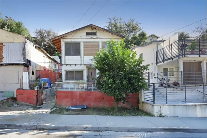 808 Record, Los Angeles, California 90063