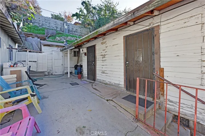 808 Record, Los Angeles, California 90063