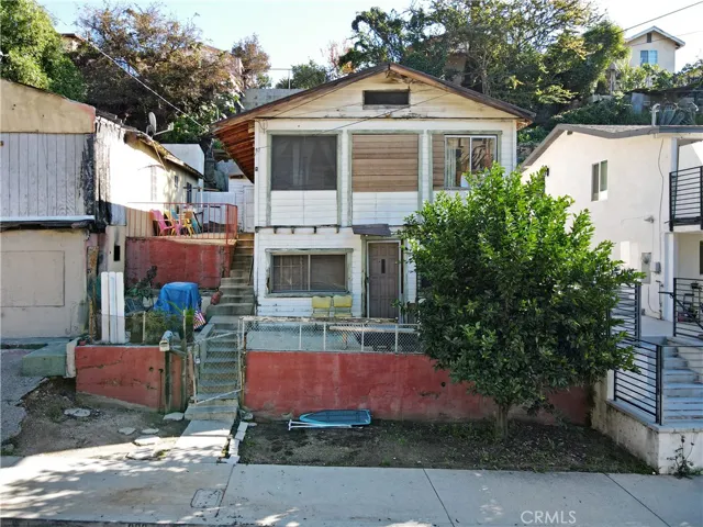 808 Record, Los Angeles, California 90063