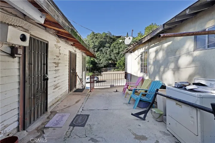 808 Record, Los Angeles, California 90063