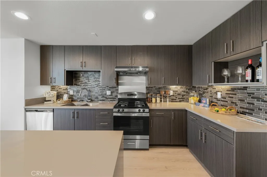 168 S Monterey Street 508, Alhambra, California 91801 home-pic-2