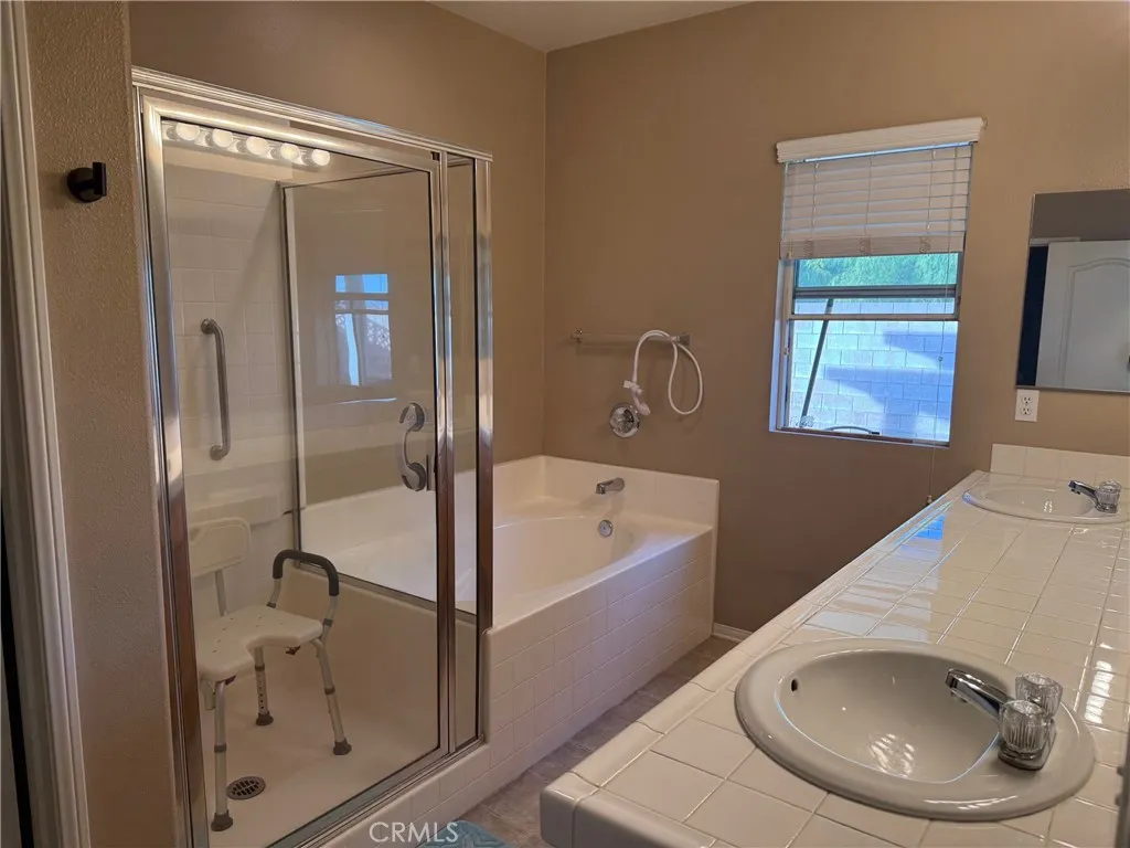 251 Spinnaker Street, San Jacinto, California 92583 home-pic-14