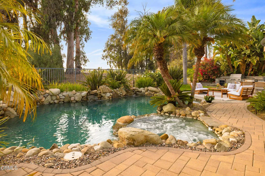 2767 Avenida De Autlan, Camarillo, California 93010 home-pic-8