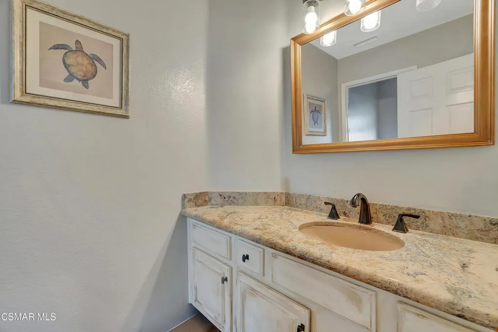 1756 Sunnydale Avenue, Simi Valley, California 93065 home-pic-27