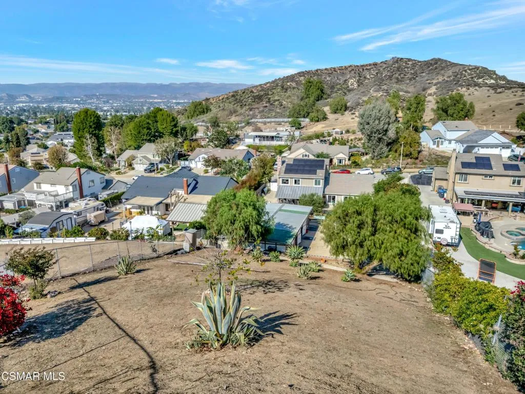 1756 Sunnydale Avenue, Simi Valley, California 93065 home-pic-58