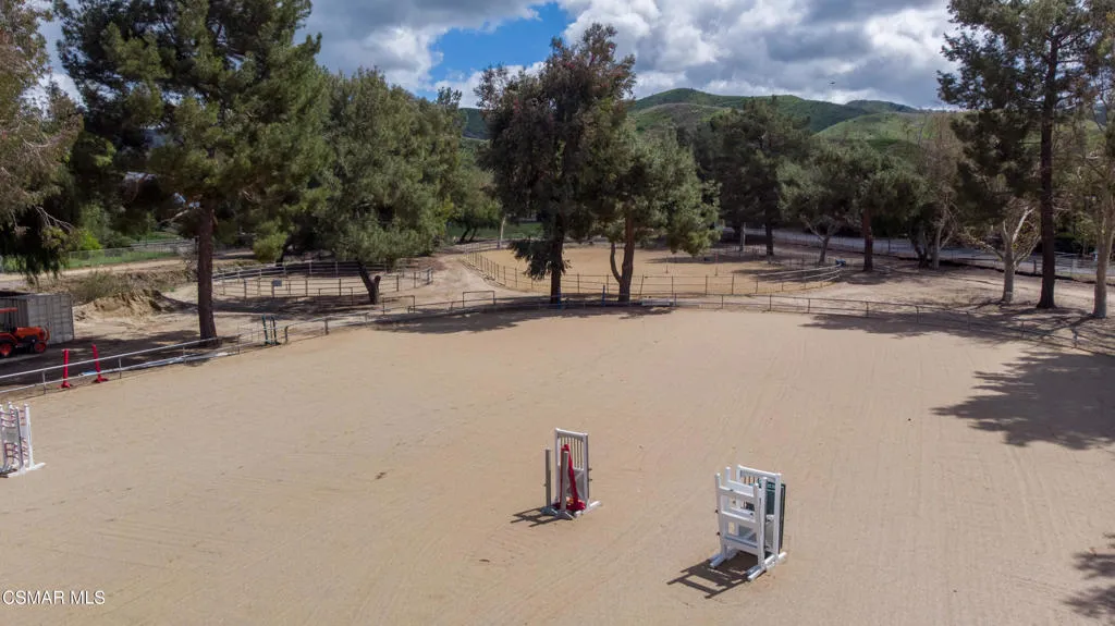 1756 Sunnydale Avenue, Simi Valley, California 93065 home-pic-70