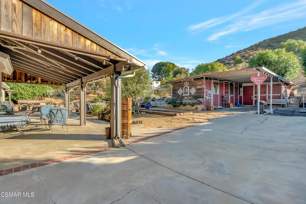 1756 Sunnydale Avenue, Simi Valley, California 93065 home-pic-44