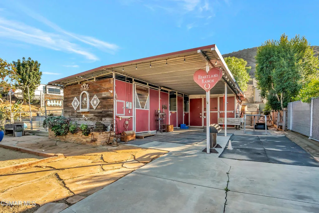 1756 Sunnydale Avenue, Simi Valley, California 93065 home-pic-45