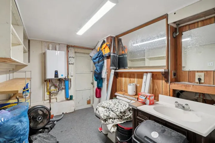 35-web-or-mls-W Marian View Dr-S1501-034
