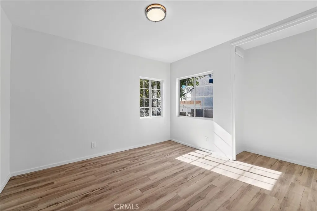 819 N Hicks, Los Angeles, California 90063 home-pic-5