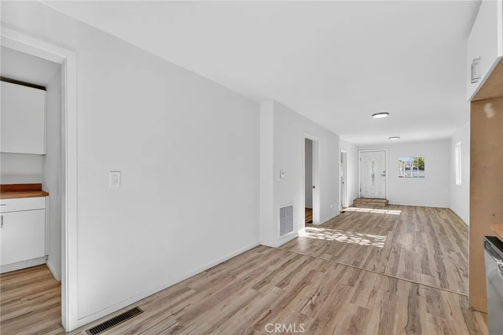819 N Hicks, Los Angeles, California 90063 home-pic-9