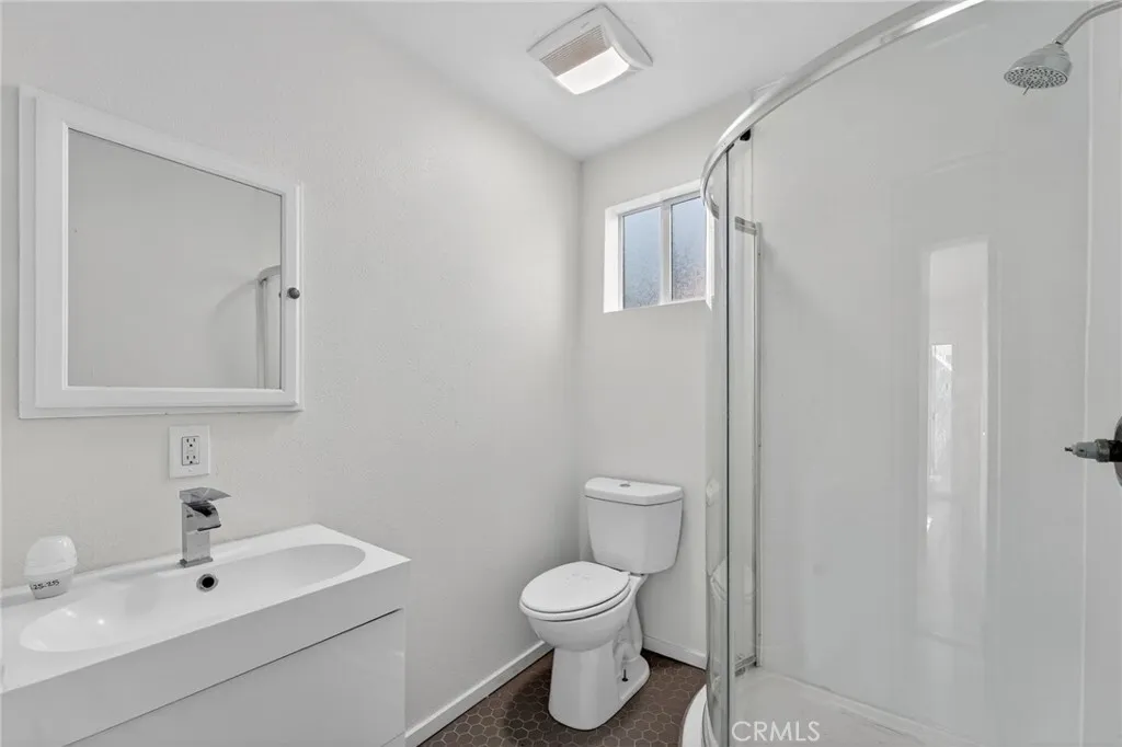 819 N Hicks, Los Angeles, California 90063 home-pic-26