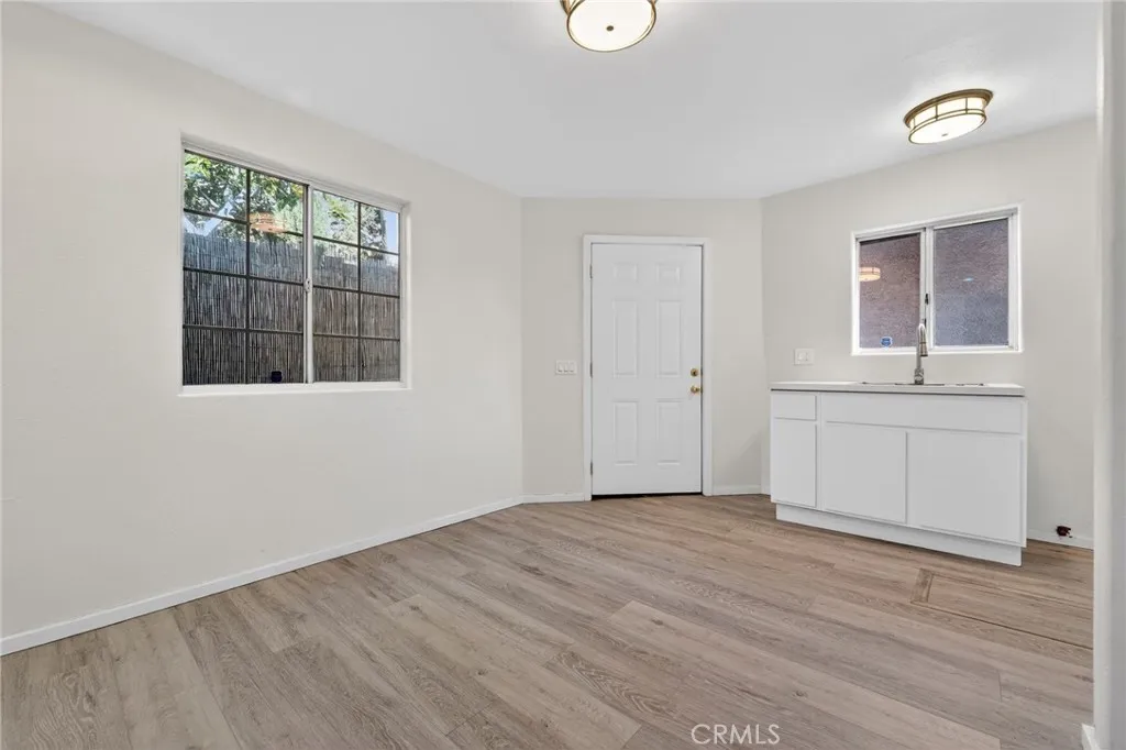 819 N Hicks, Los Angeles, California 90063 home-pic-18
