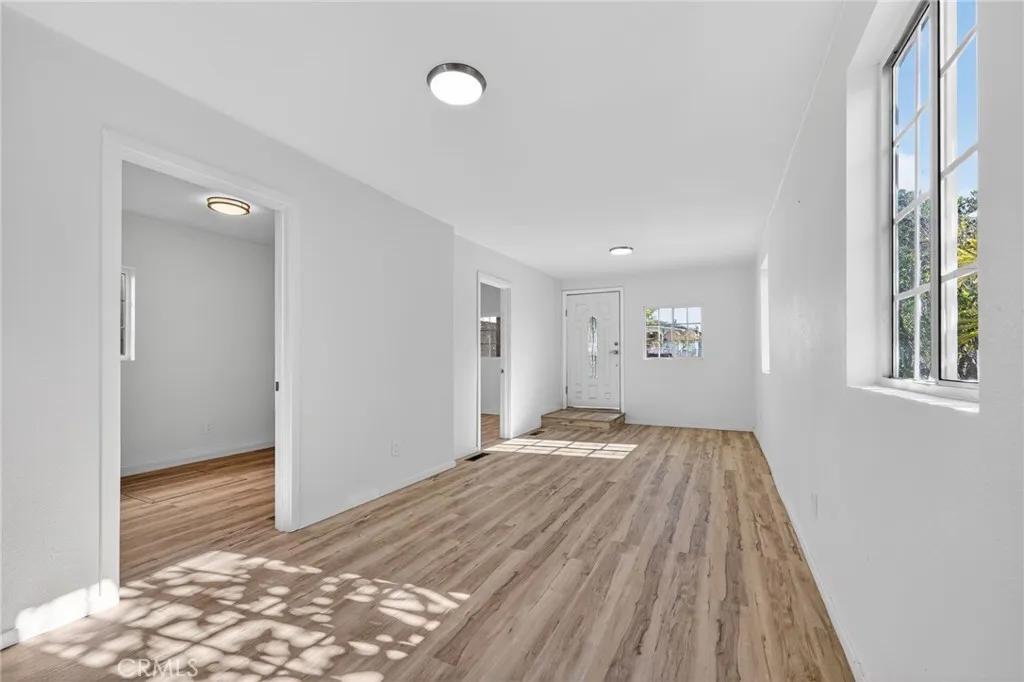819 N Hicks, Los Angeles, California 90063 home-pic-3