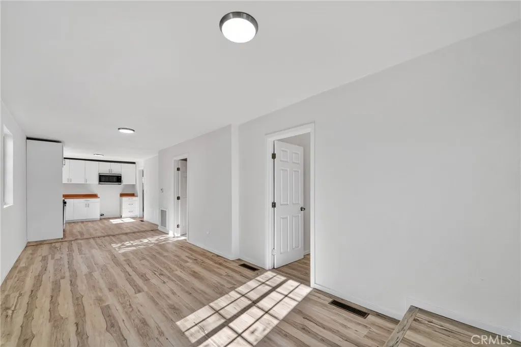 819 N Hicks, Los Angeles, California 90063 home-pic-12