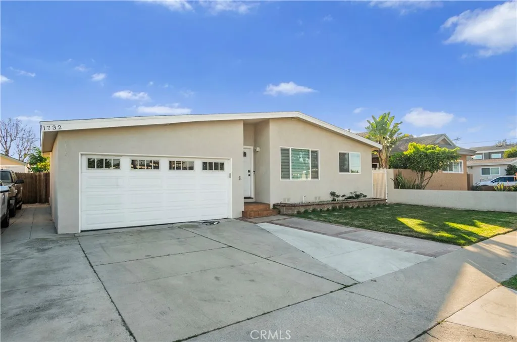 1732 246th Street, Lomita, California 90717 home-pic-1