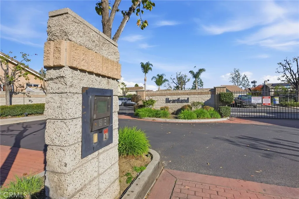250 Settlers, Upland, California 91786 home-pic-35