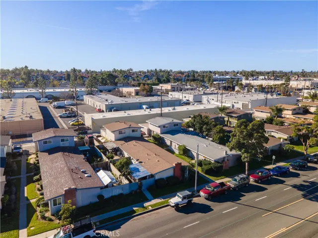 1367 Baker, Costa Mesa, California 92626