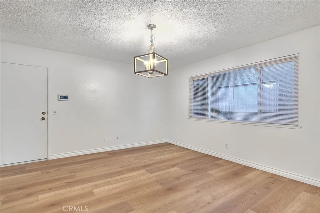 9121 Croce, Fontana, California 92335 home-pic-8