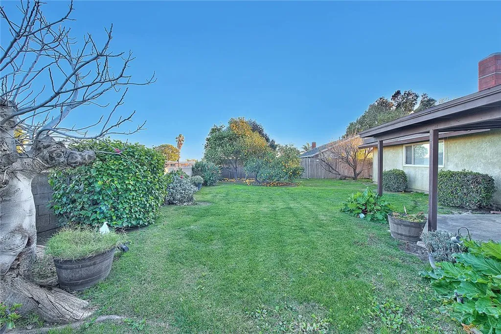 9121 Croce, Fontana, California 92335 home-pic-28