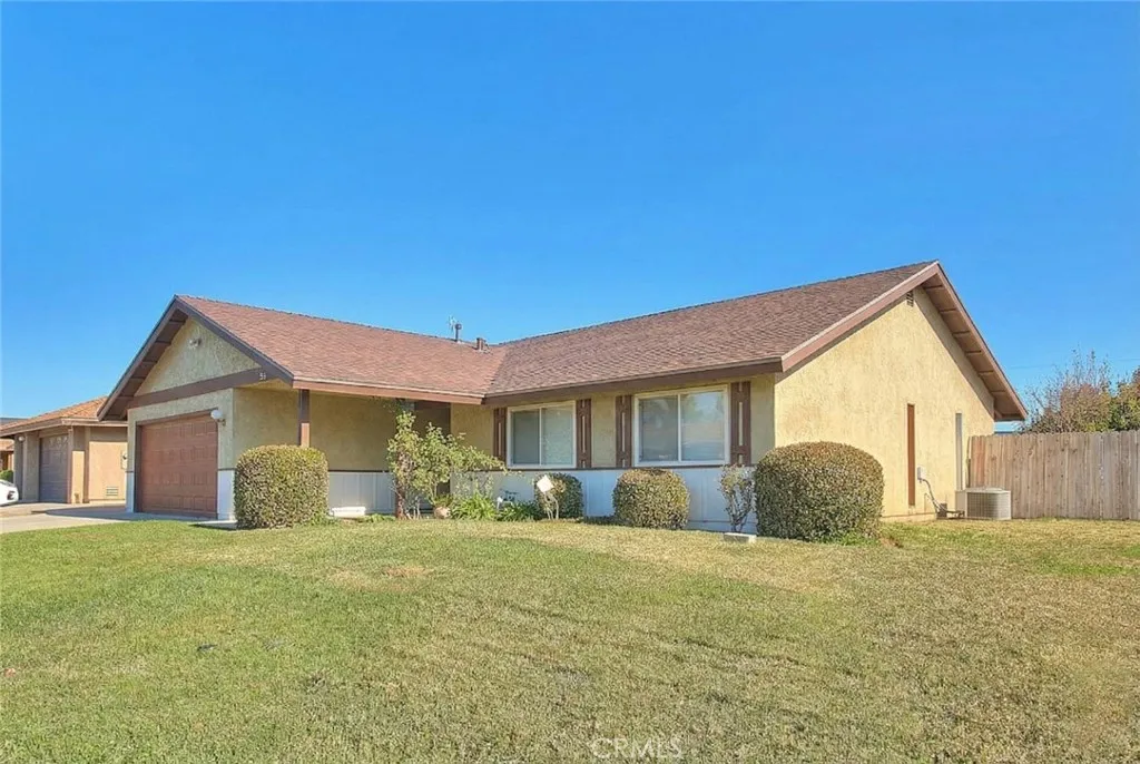 9121 Croce, Fontana, California 92335 home-pic-1
