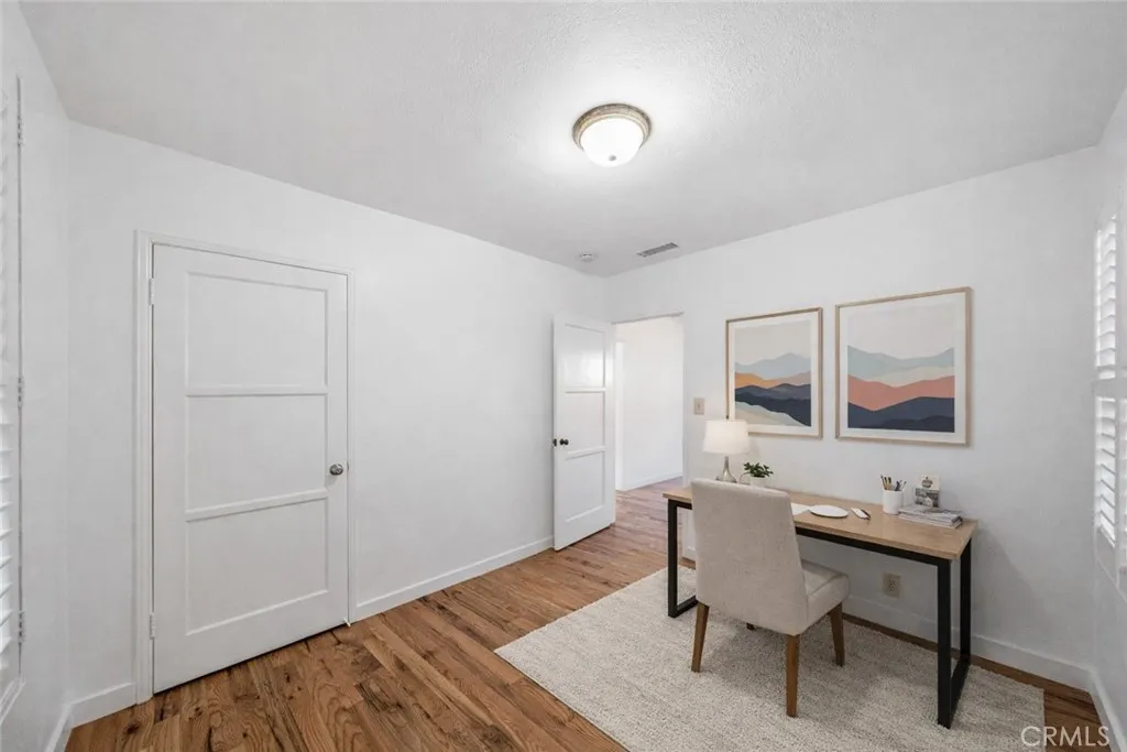 4425 Walnut Avenue, Long Beach, California 90807 home-pic-25