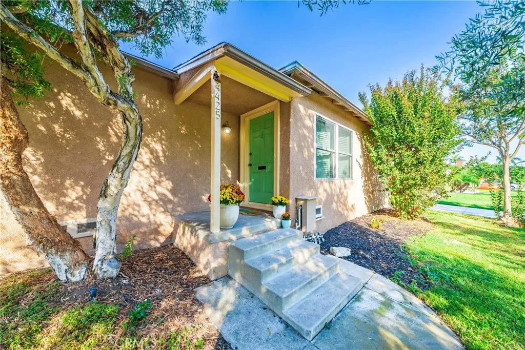 4425 Walnut Avenue, Long Beach, California 90807 home-pic-3