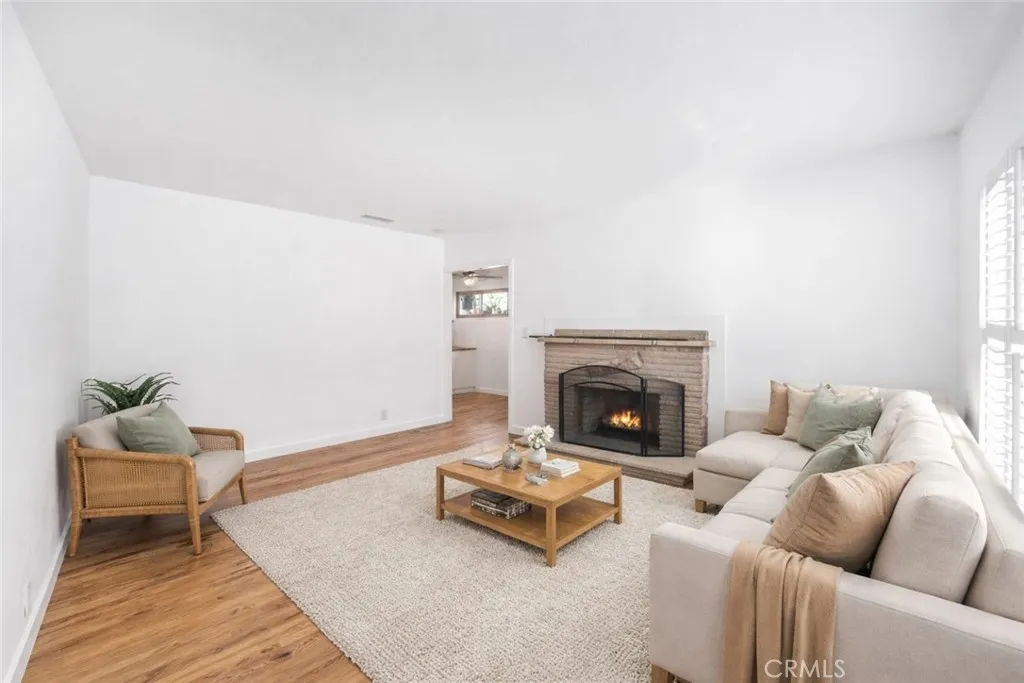 4425 Walnut Avenue, Long Beach, California 90807 home-pic-7