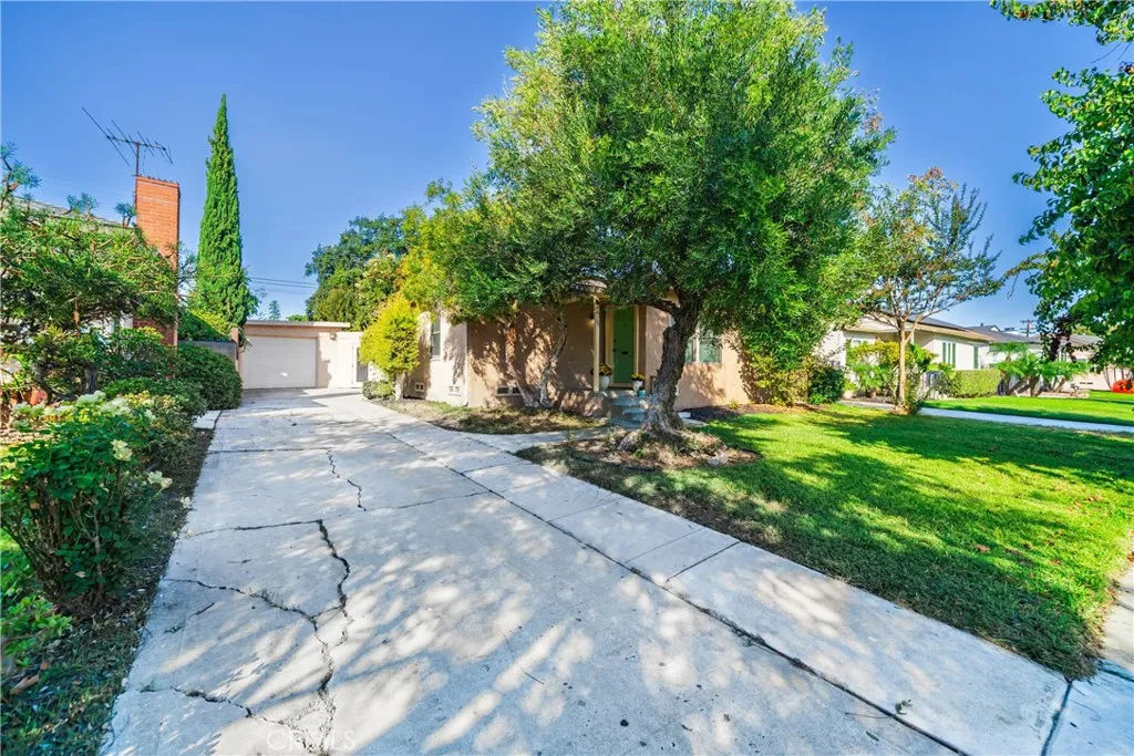 4425 Walnut Avenue, Long Beach, California 90807 home-pic-39