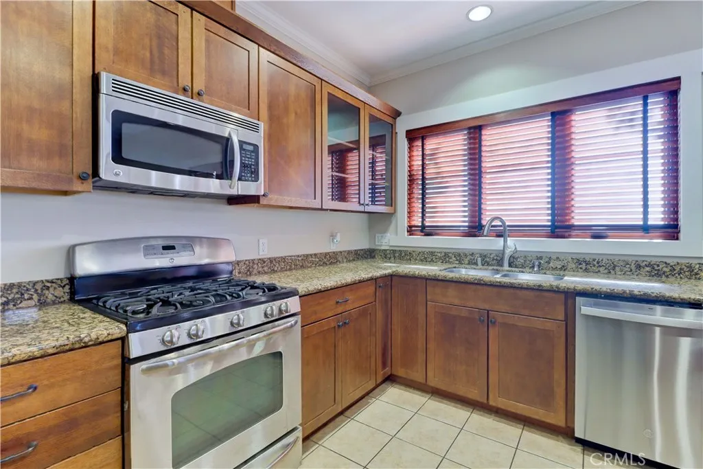130 N Vermont, Glendora, California 91741 home-pic-14