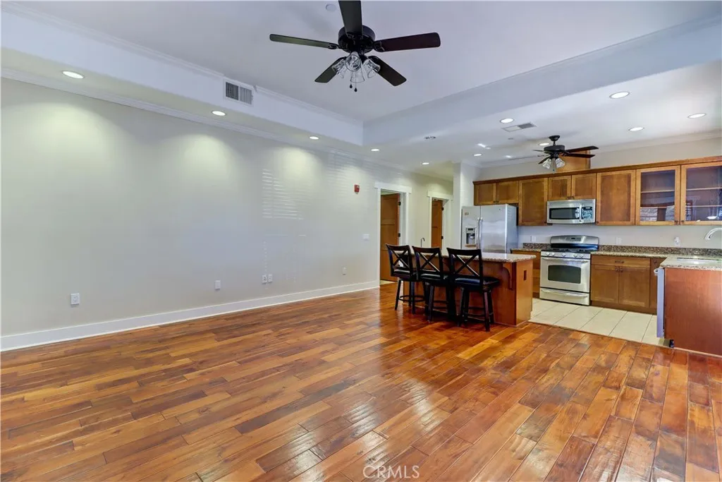 130 N Vermont, Glendora, California 91741 home-pic-7
