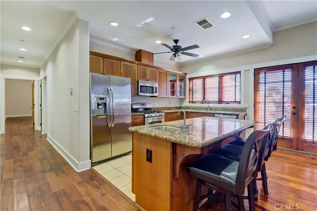 130 N Vermont, Glendora, California 91741 home-pic-12