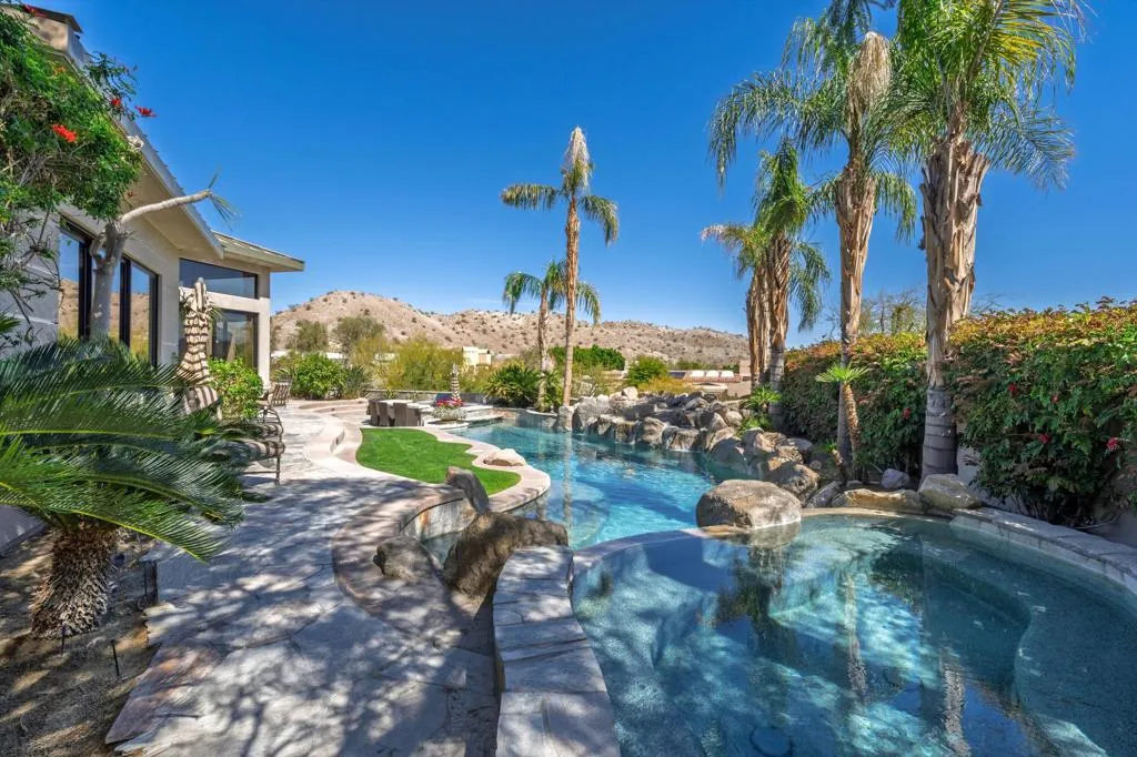 101 Netas Court, Palm Desert, California 92260 home-pic-24