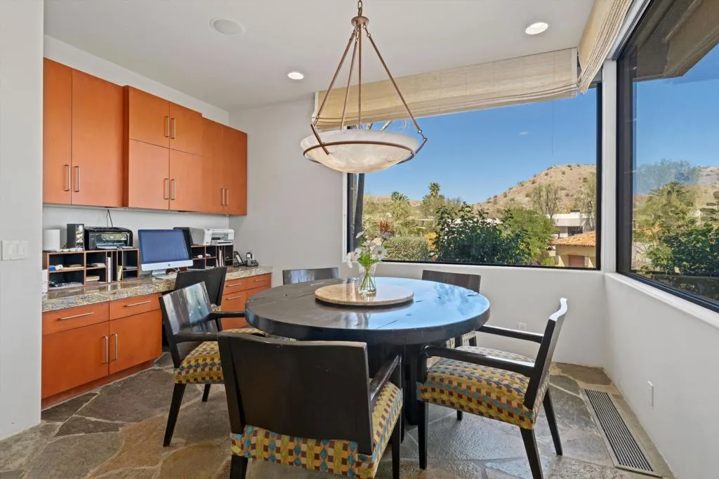 101 Netas Court, Palm Desert, California 92260 home-pic-32