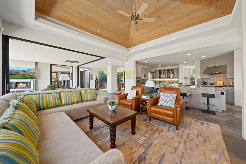 101 Netas Court, Palm Desert, California 92260 home-pic-36