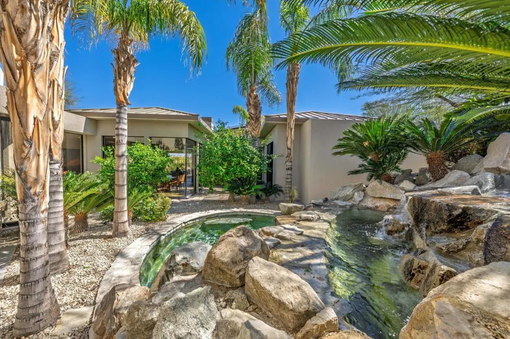101 Netas Court, Palm Desert, California 92260 home-pic-67