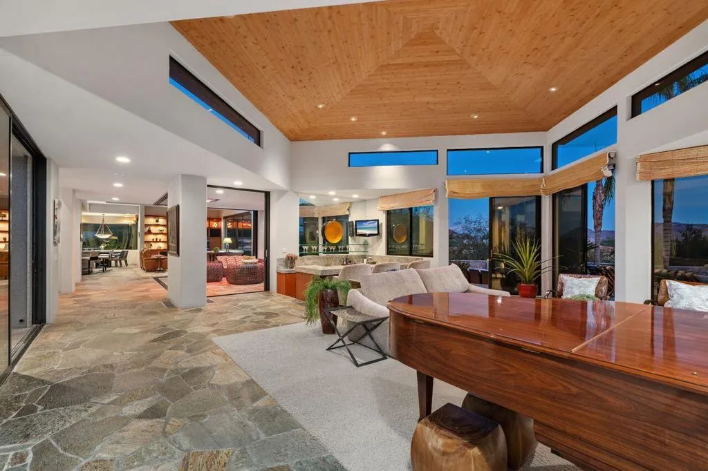 101 Netas Court, Palm Desert, California 92260 home-pic-11