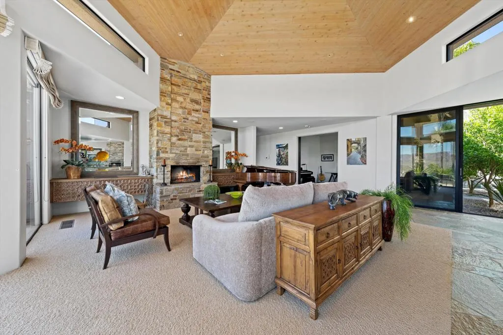 101 Netas Court, Palm Desert, California 92260 home-pic-40