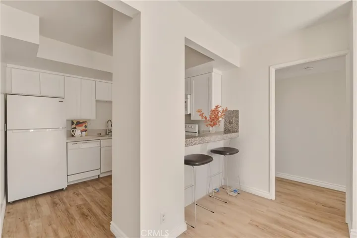 Kitchen - Digitally Staged