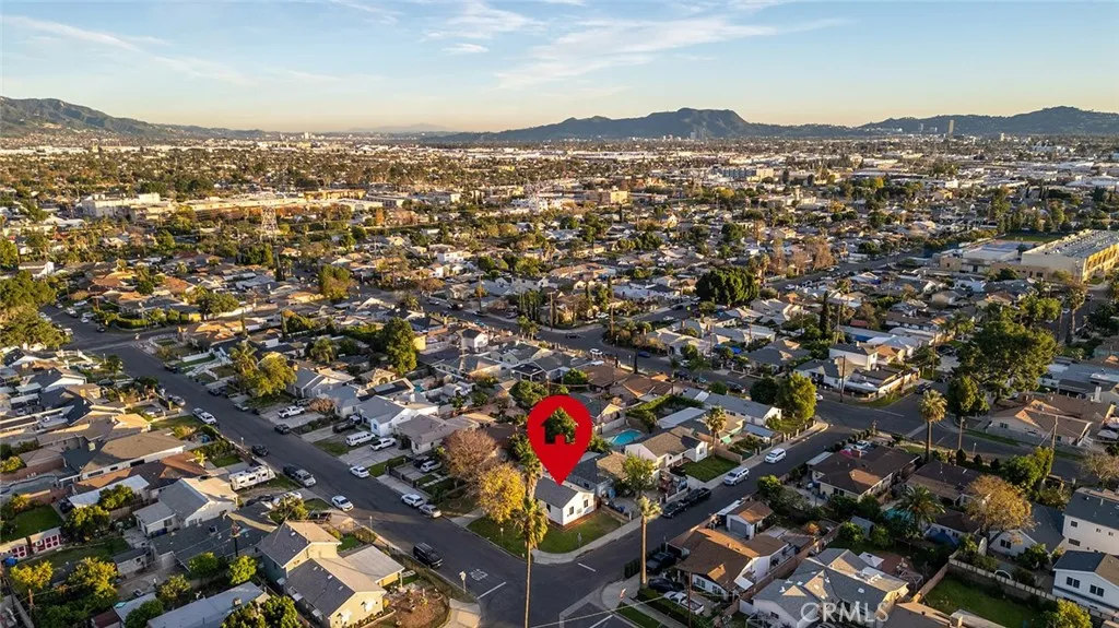 7826 Ben, North Hollywood, California 91605 home-pic-20