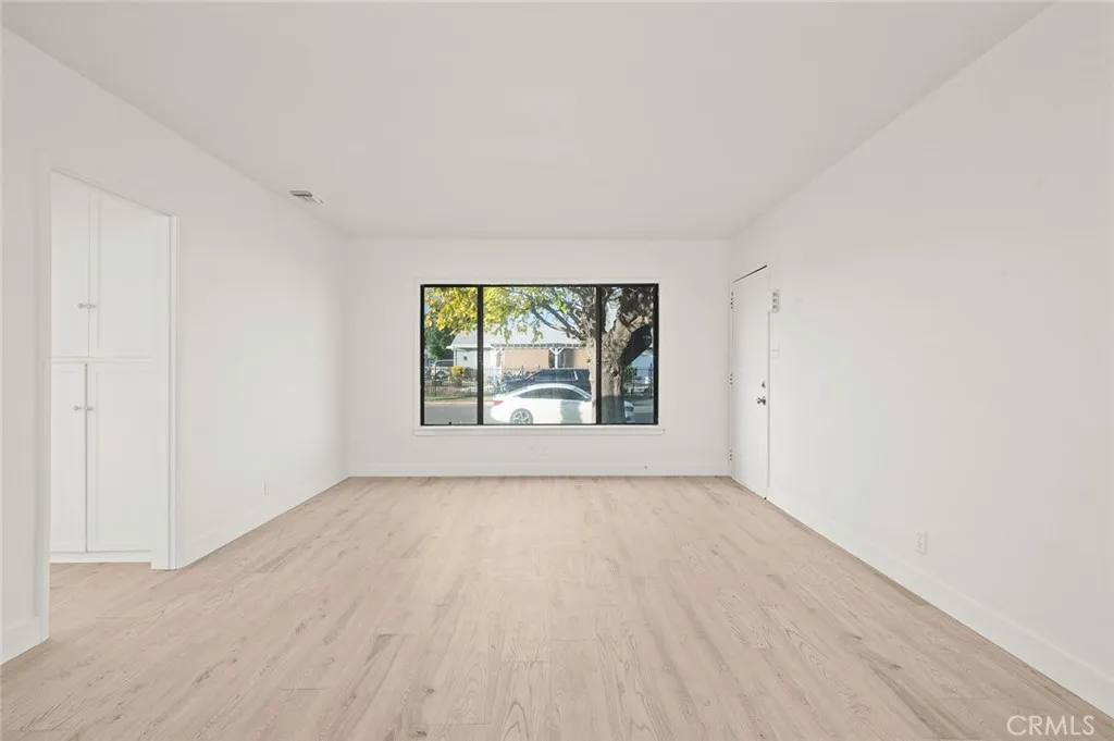 7826 Ben, North Hollywood, California 91605 home-pic-7