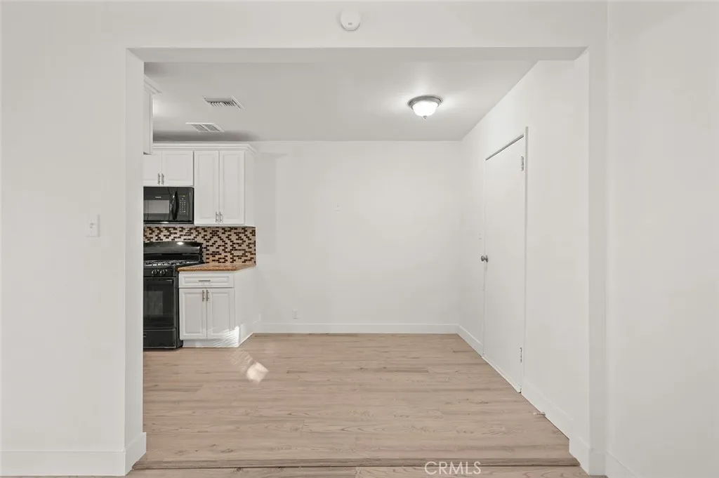 7826 Ben, North Hollywood, California 91605 home-pic-4