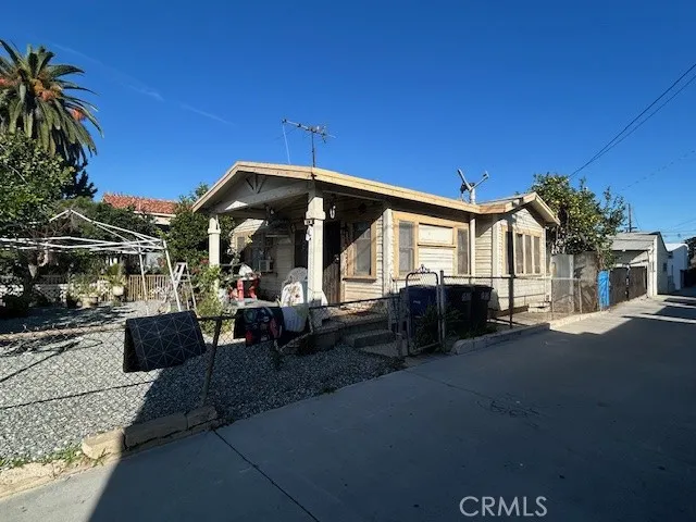 830 S Record Avenue, Los Angeles, California 90023 home-pic-1