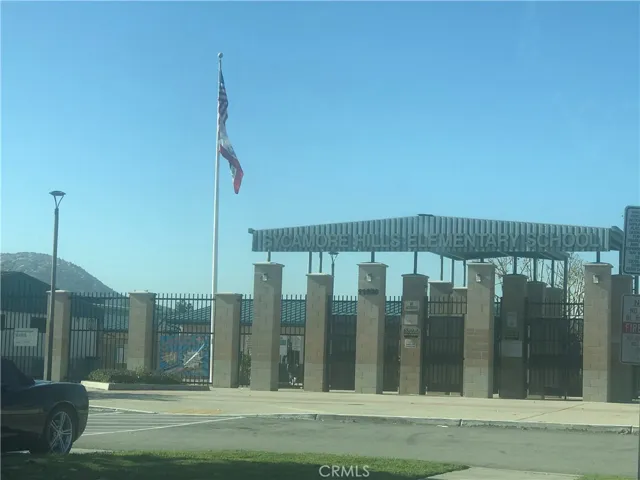 Walking Distance Schools and Park