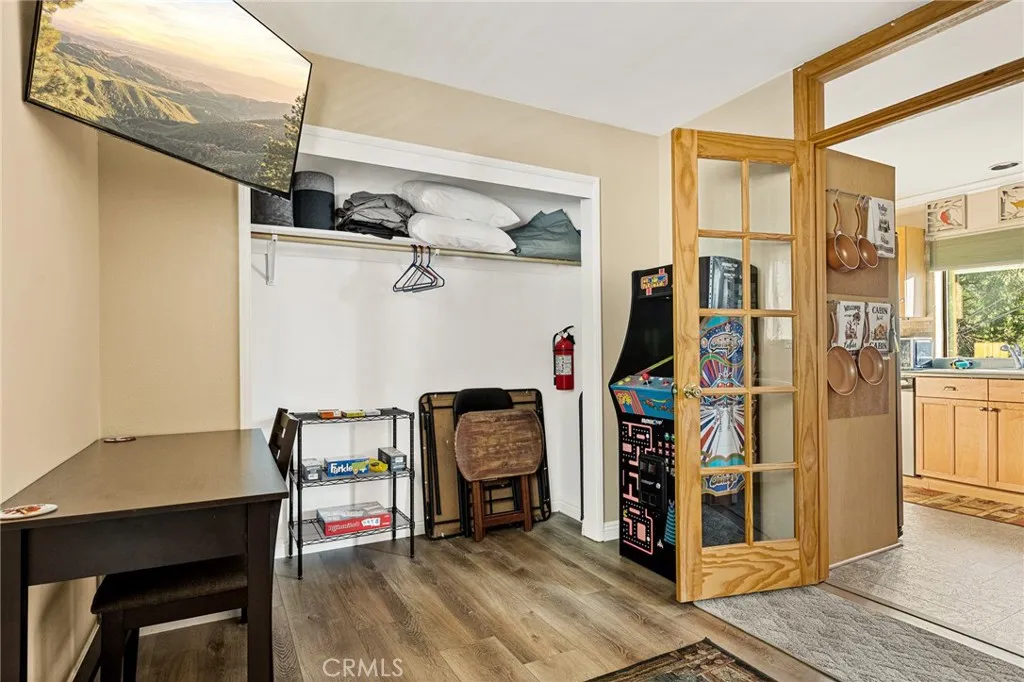 707 Virginia Court, Lake Arrowhead, California 92352 home-pic-24