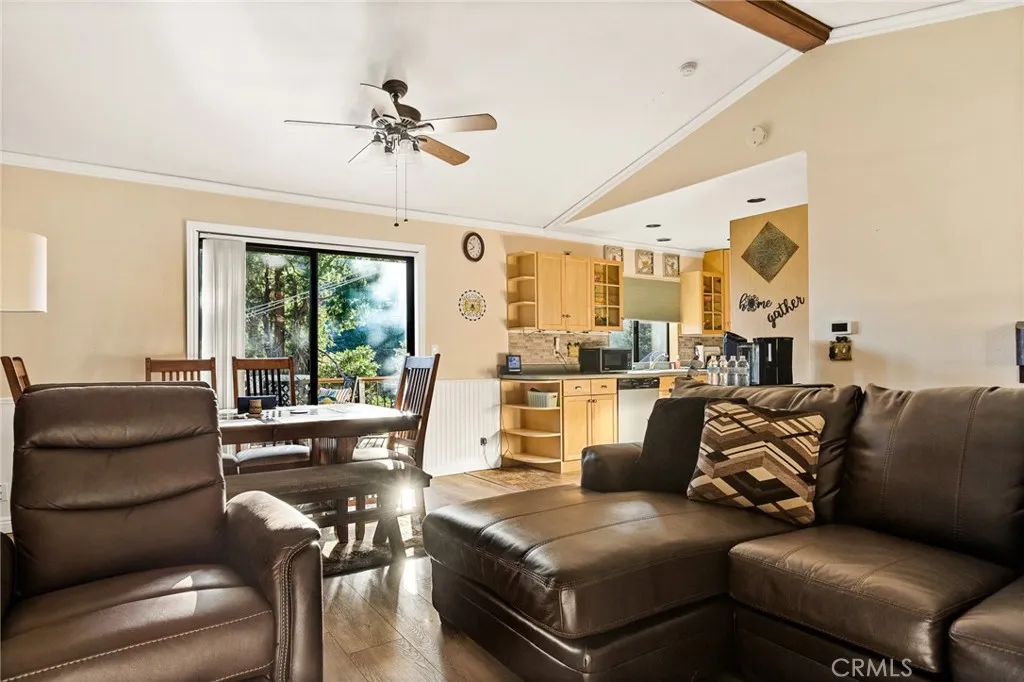 707 Virginia Court, Lake Arrowhead, California 92352 home-pic-8