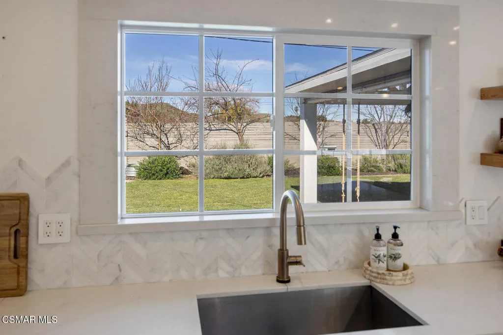2959 Michael Drive, Newbury Park, California 91320 home-pic-16