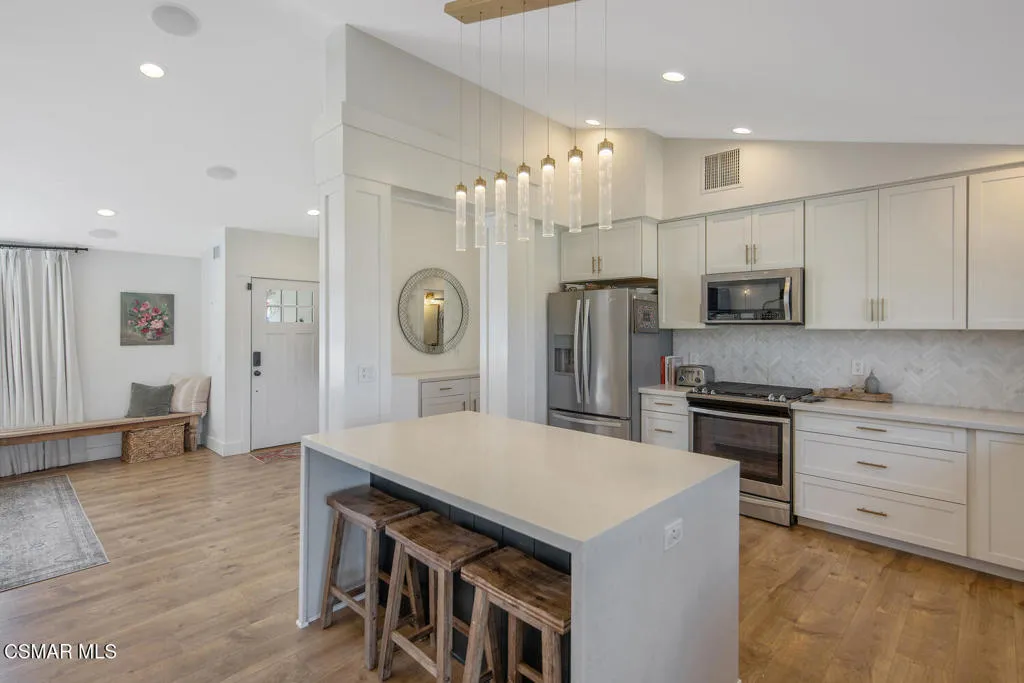 2959 Michael Drive, Newbury Park, California 91320 home-pic-13