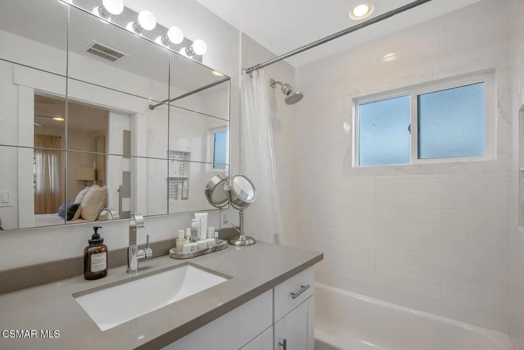 2959 Michael Drive, Newbury Park, California 91320 home-pic-18