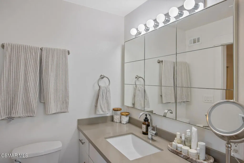 2959 Michael Drive, Newbury Park, California 91320 home-pic-17